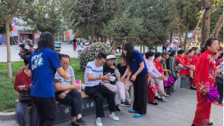 “理性投资伴我行”投教活动深入街头巷尾